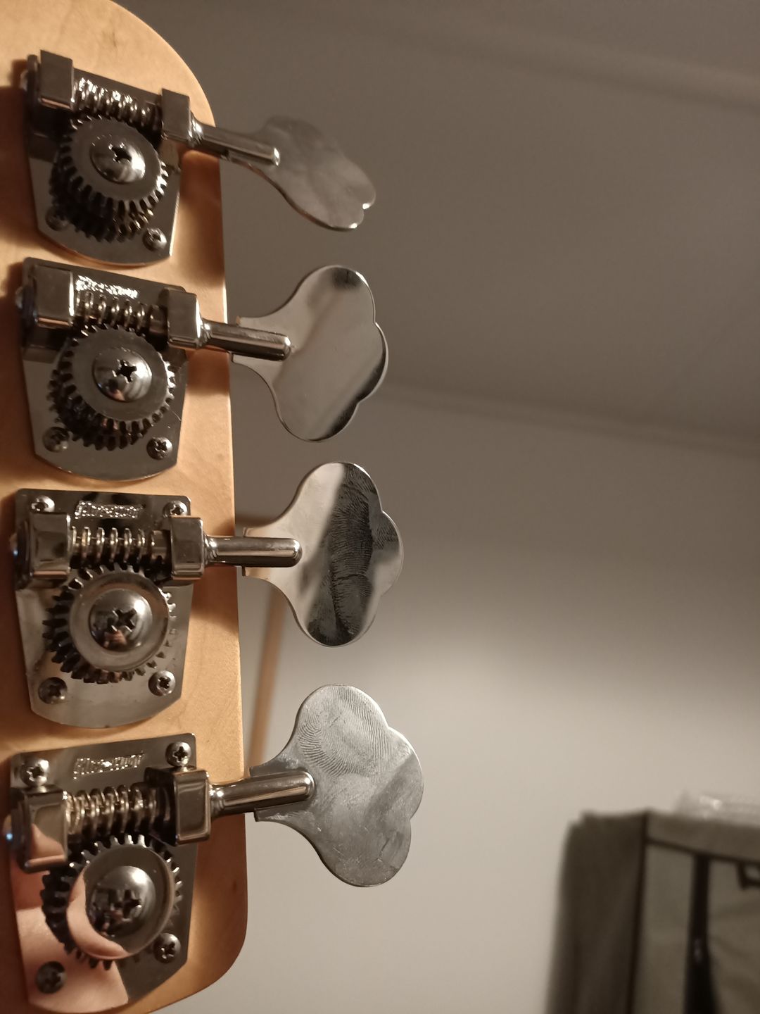 Customer photo review of HB7 Bass Tuning Machine