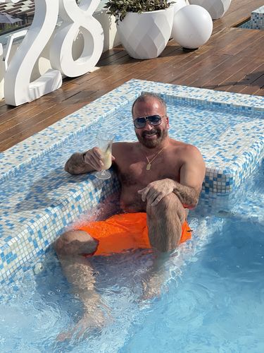 Customer photo review of Entity Sunglasses