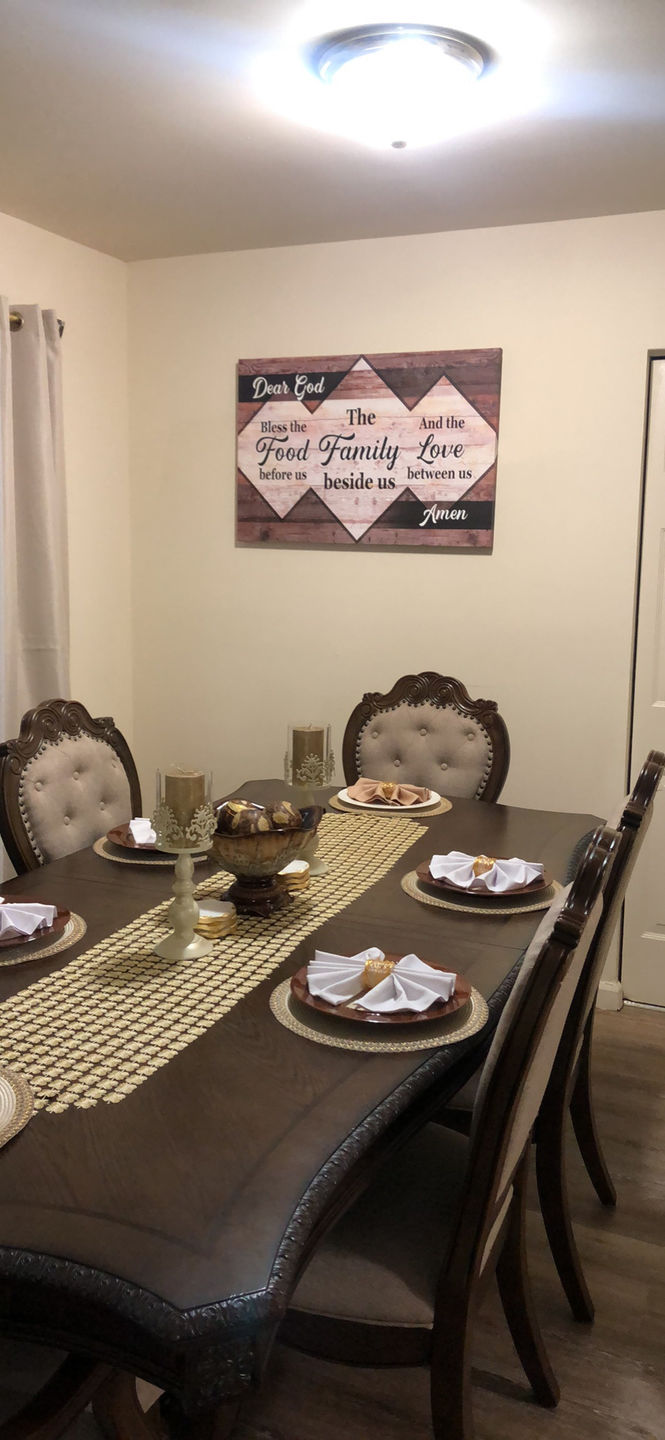 Customer photo review of Personalized "Bless The Food Family Love" Premium Canvas