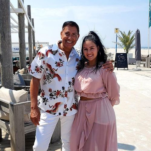 Customer photo review of Men's Casual Floral Print Short Sleeve Shirt