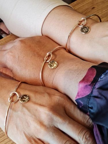 Customer photo review of AC Initial in Knot Bracelet