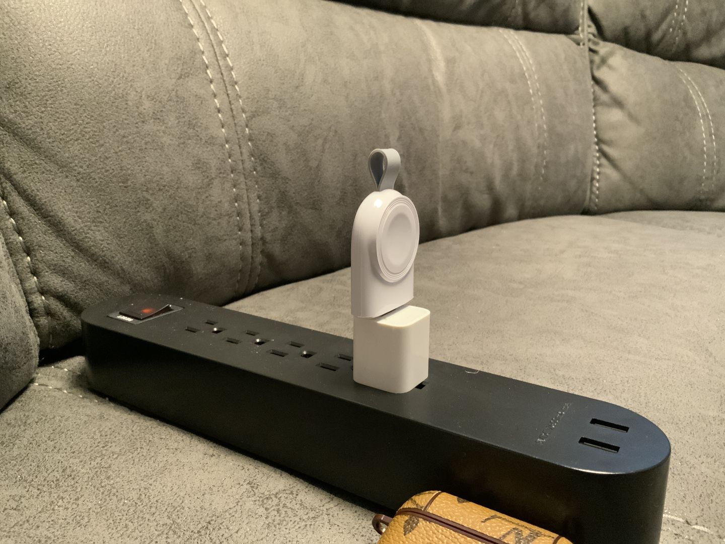 Customer photo review of Wireless Travel Charger