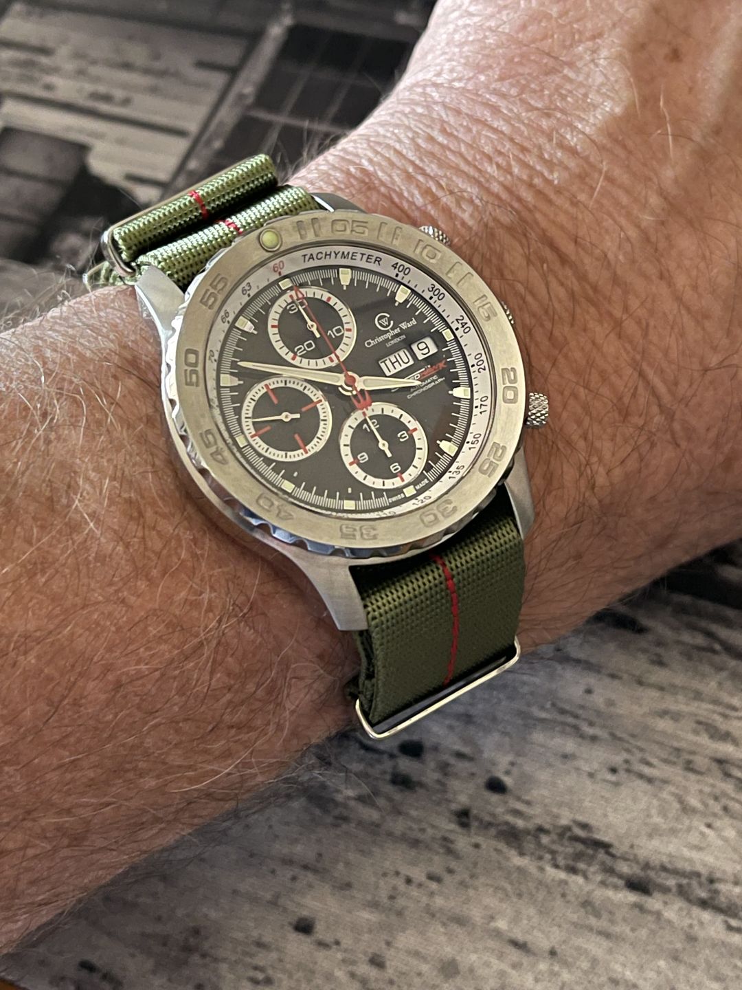 Customer photo review of AlphaShark Slim - Green/Red Stripe JV