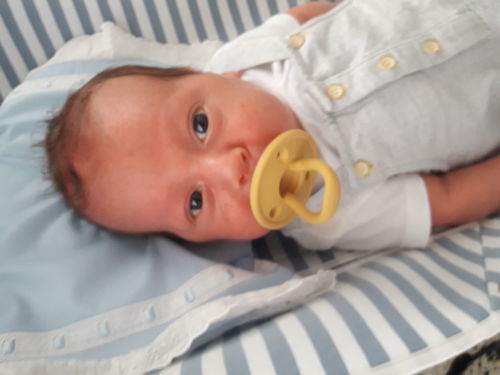 Customer photo review of Chupete Mango Nenina & Co