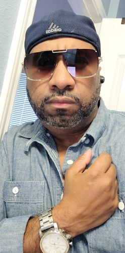 Customer photo review of Tuxedo Sunglasses