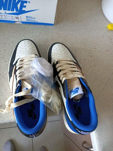 Customer photo review of Travis Scott X Fragment X Air Jordan 1 Low