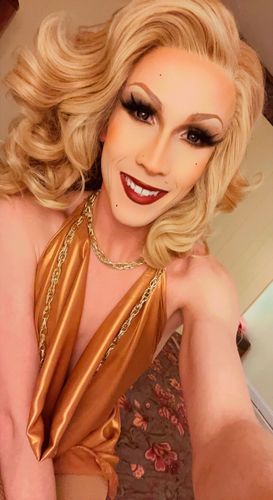 Customer photo review of [US Warehouse] Ocean Black Contact Lenses