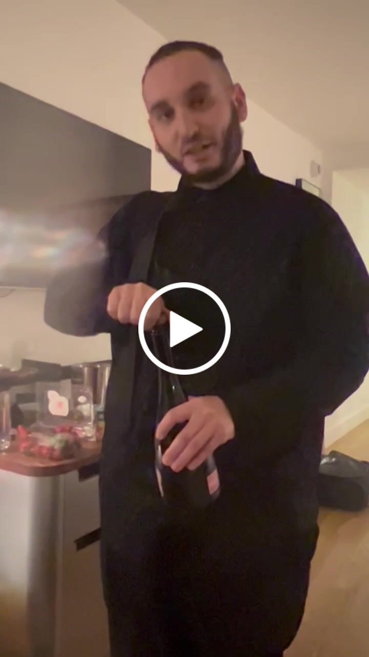 Customer video review of Lamborghini: Metodo Classico Rosè "The Legend" with Gift Box
