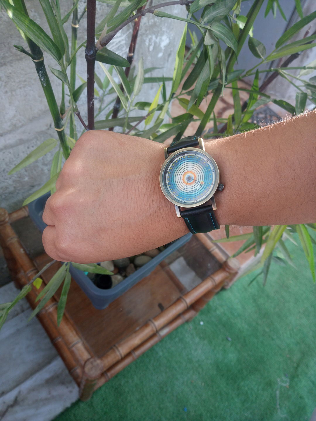 Customer photo review of Reloj Análogo Philosophers Guild Sistema de Ptolomeo 33mm