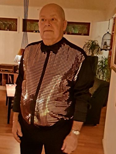 Customer photo review of Chemise habillée pour homme paillettes argentées à manches longues boutonnée chemise disco Costume de fête
