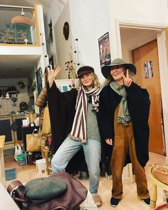 Customer photo review of Plus Size - Vintage Women Corduroy Loose Overall