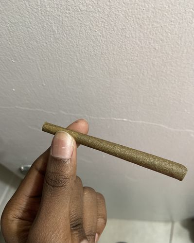 Customer photo review of DazeD8 Animal Cookies Delta 8 THC-O Pre Roll (1.5g)