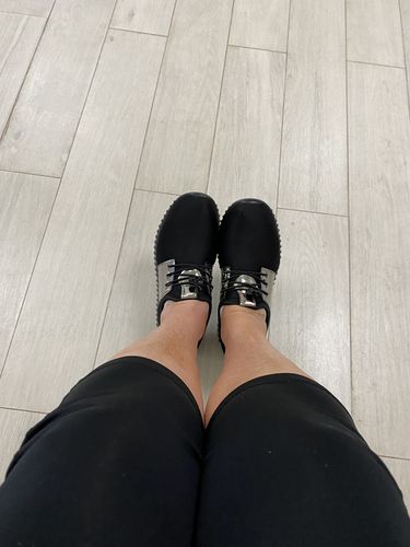 Customer photo review of Astra Sneakers - Instant Foot Pain Relief