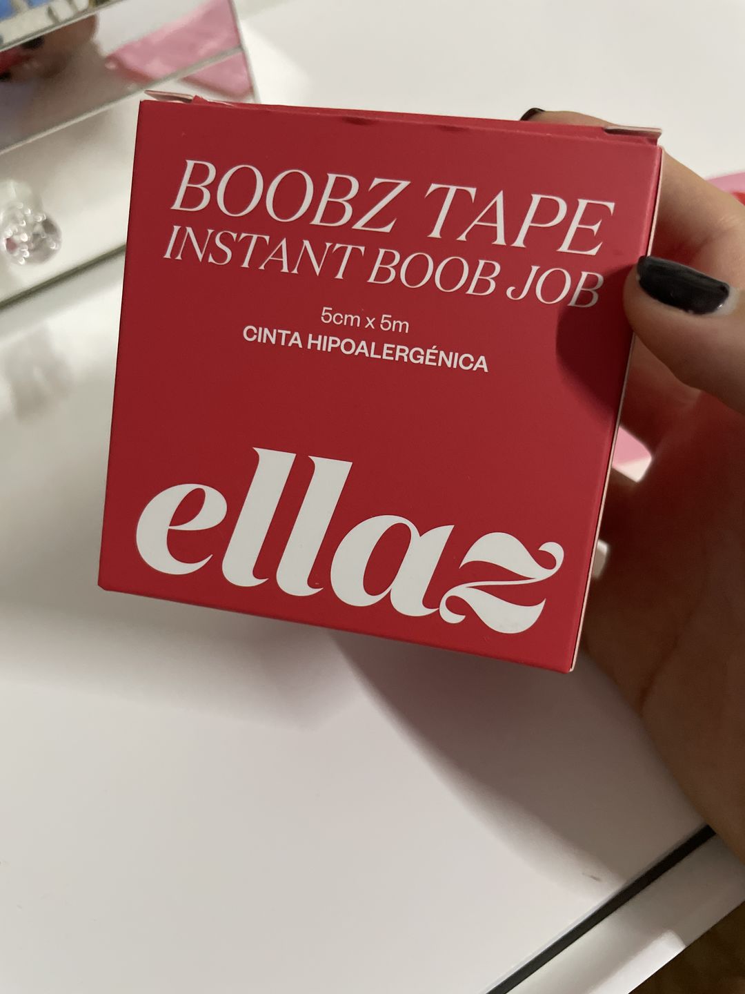 Customer photo review of B00bz Tape