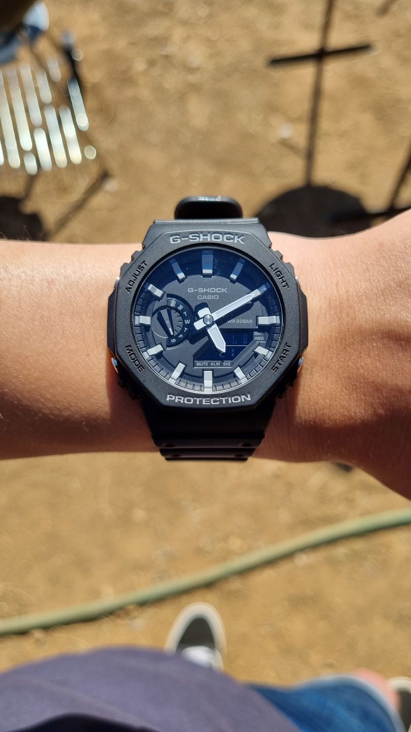 Customer photo review of Reloj Casio G-Shock Royal Oak "Casioak" GA-2100-1ADR Carbon Core Negro
