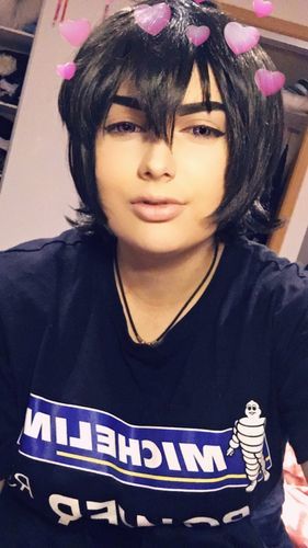Customer photo review of Vika tricolor Violet Colored Contact Lenses