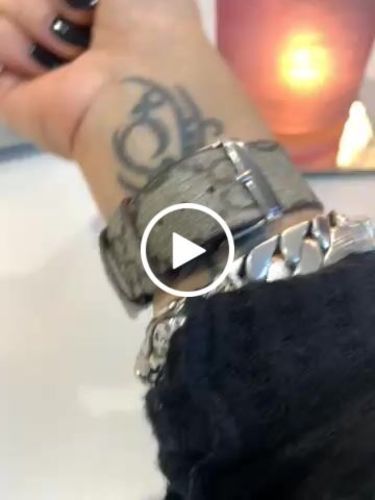 Customer photo review of Apple Watch Band Classic GG Monogram