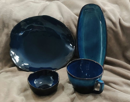 Customer photo review of Ocean Waves Deep Blue Bowl