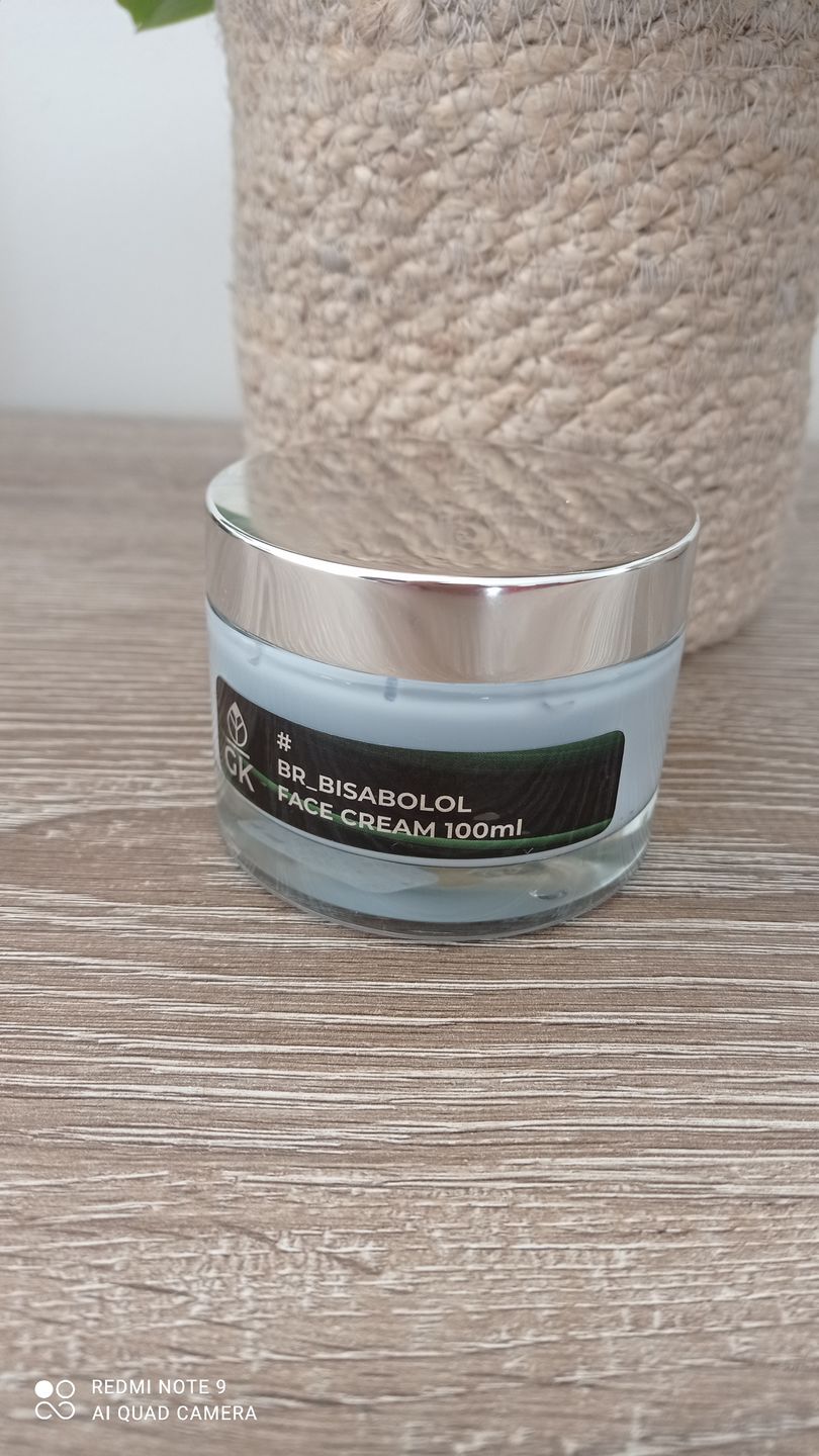 Customer photo review of BR_ BISABALOL Crème Régénérante Pour Le Visage, 100ml