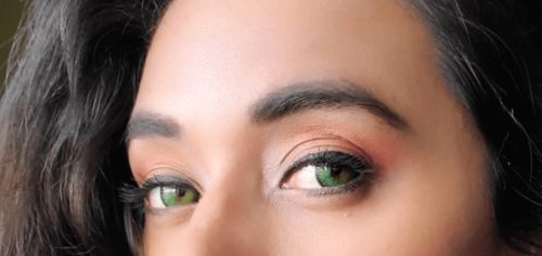 Customer photo review of Vika tricolor Green Colored Contact Lenses