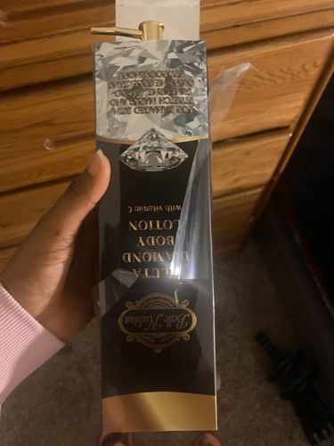 Customer photo review of DIAMOND LIGHTENING BODY LOTION