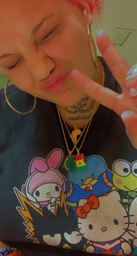 Customer photo review of Ghana Flag Chain