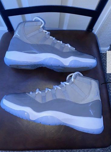 Customer photo review of 2021 Air Jordan 11 “Cool Grey”