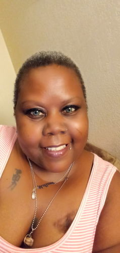 Customer photo review of Ocean Green Colored Contact Lenses
