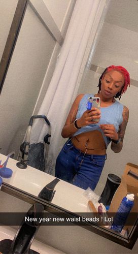 Customer photo review of Infinity Black and Gold Waist Beads