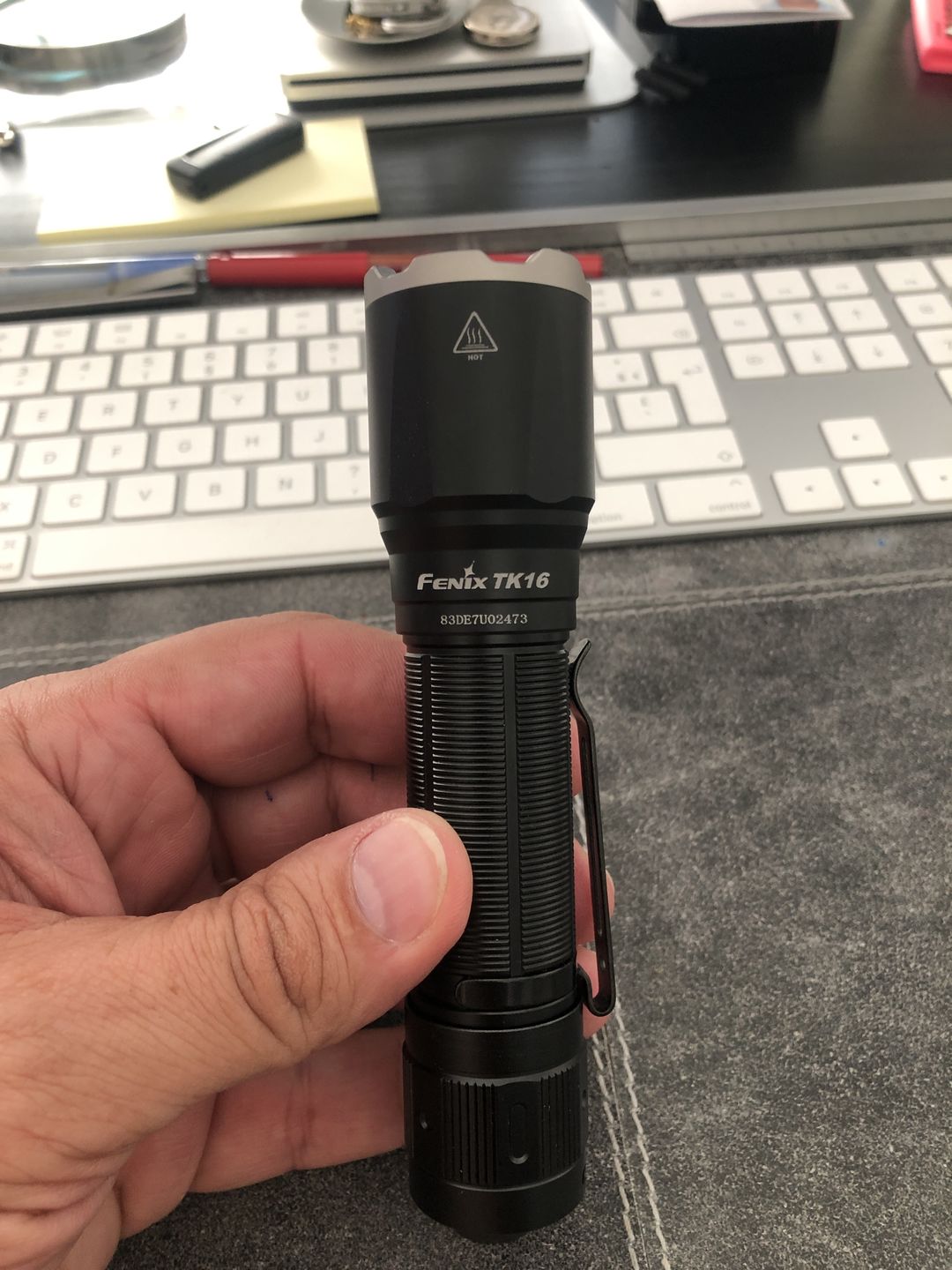 Customer photo review of Fenix TK16 V2.0 - 3100 Lumens - double commutateur arrière - pack complet