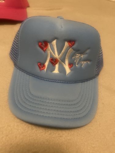 Customer photo review of NY SIGNATURE Trucker in Baby Blue