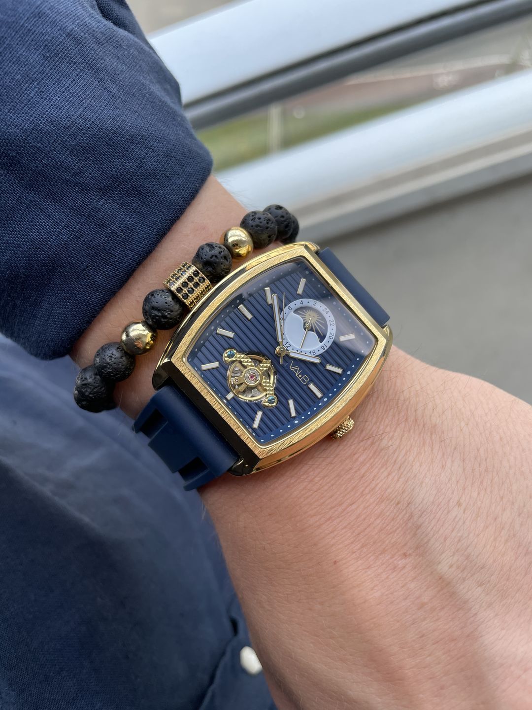 Customer photo review of LUNAR GOLD