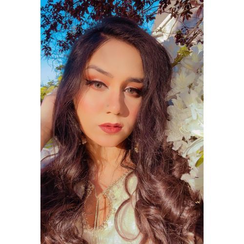 Customer photo review of Ocean Green Colored Contact Lenses