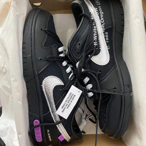 Customer photo review of OFF WHITE X NIKE SB DUNK LOW