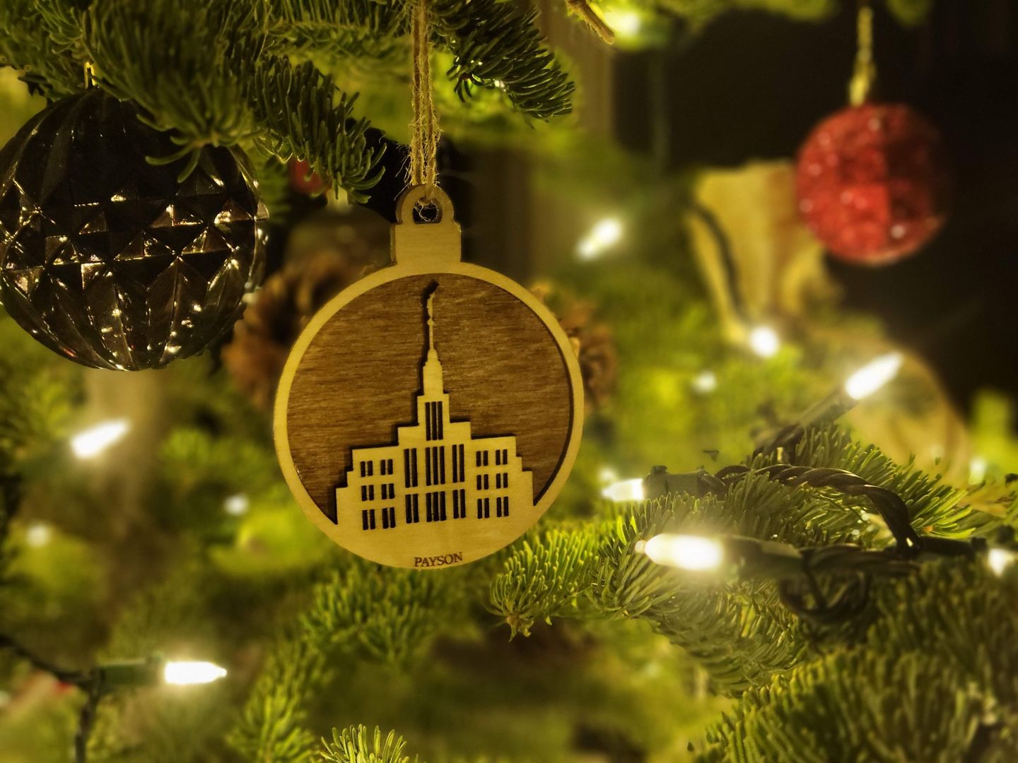 Customer photo review of Wooden Temple Christmas Ornament
