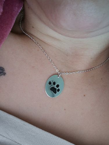 Customer photo review of Double-Sided Custom Paw Oval Necklace