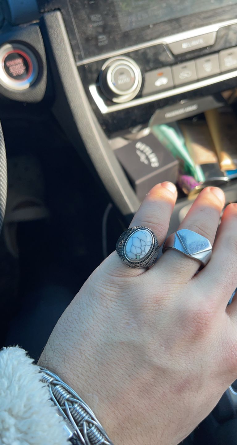 Customer photo review of WHITE EYES.