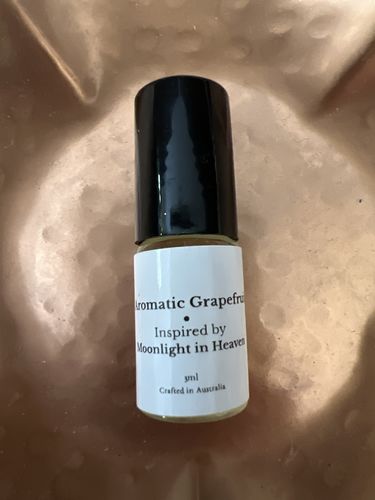 Customer photo review of AROMATIC GRAPEFRUIT PERFUME OIL