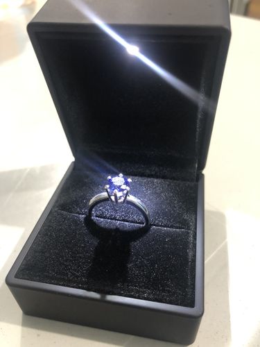 Customer photo review of 1ct Solitaire 6-prong Engagement Ring