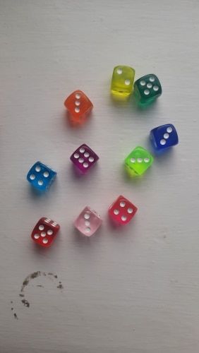 Customer photo review of 10PCS/Lot Dice Set Colorful High Quality Acrylic 6 Sided 14mm Transparent Dice