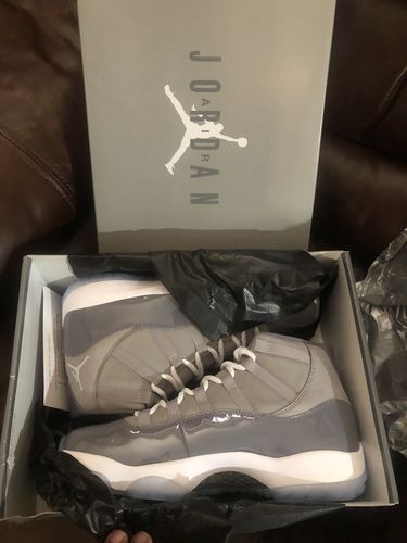 Customer photo review of 2021 Air Jordan 11 “Cool Grey”