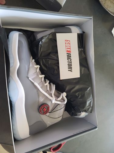 Customer photo review of 2021 Air Jordan 11 “Cool Grey”