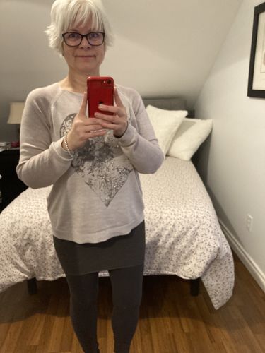 Customer photo review of 2-in-1 Ribbed Skirt Legging (Grey)