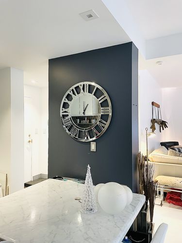 Customer photo review of 32" Luxury Real Mirrored Clock