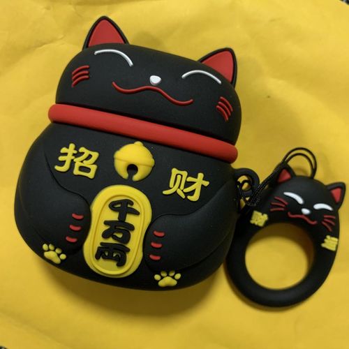 Customer photo review of Lovely Lucky Cat Airpods Case