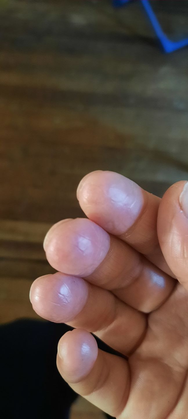 Customer photo review of Crema de Manos Reparadora