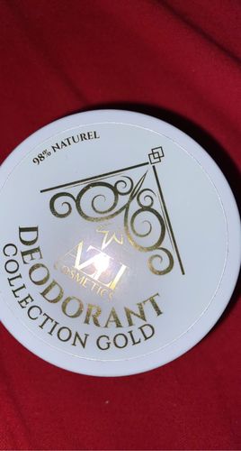 Customer photo review of Déodorant 98% naturel parfumé au Musc blanc