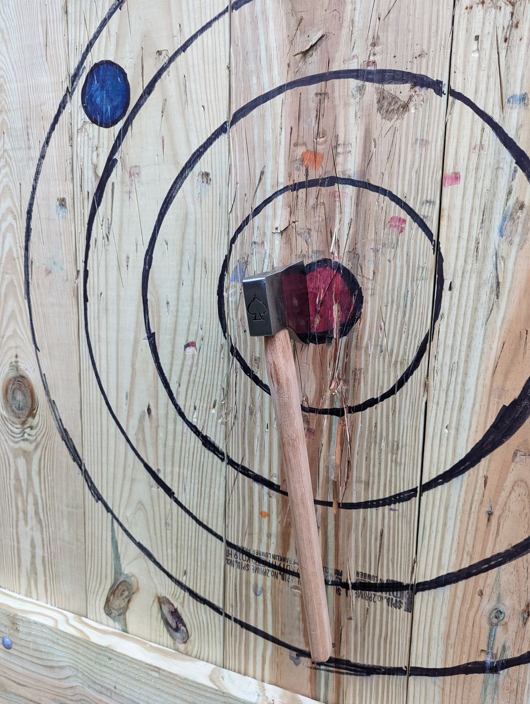 Customer photo review of Ace of Spades Throwing Axe (3rd Generation)