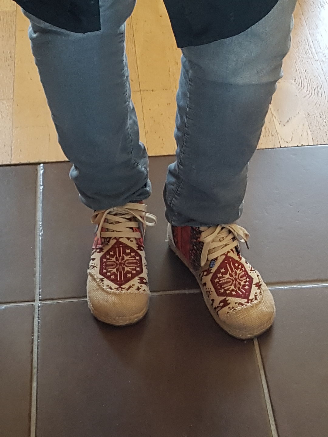 Customer photo review of Breathable Linen Woven Loafers