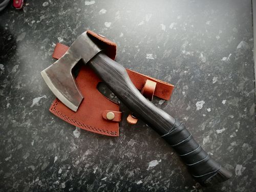 Customer photo review of Floki Hatchet